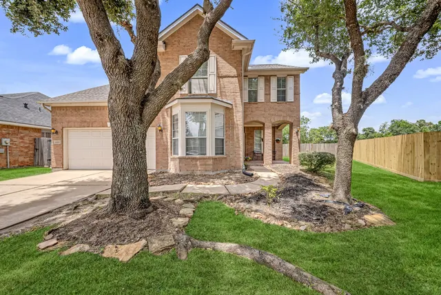 Popular Cypress Falls Sec 2 Real Estate