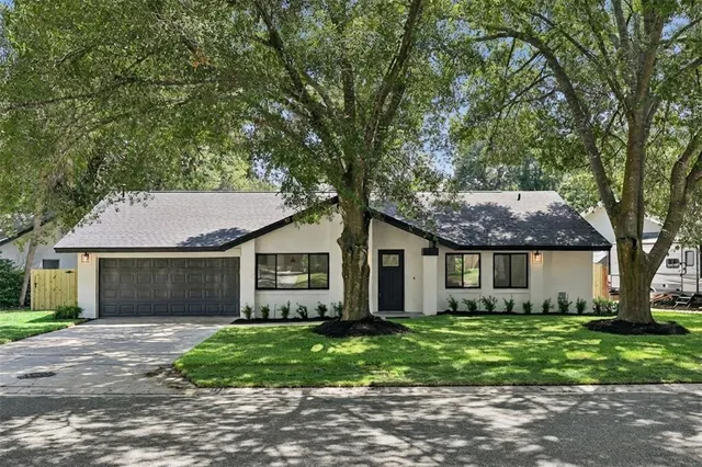 Popular GREENWOOD LAKES UNIT 2 Real Estate