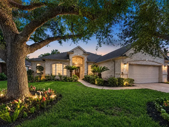 Popular Pecan Lakes Sec 3 Real Estate