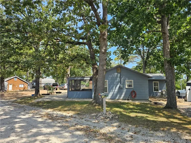Popular El Lago Lodges Real Estate