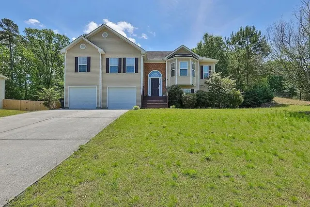Popular Hunters Ridge Real Estate