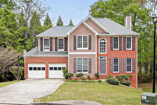 Popular LAURELWOOD Real Estate