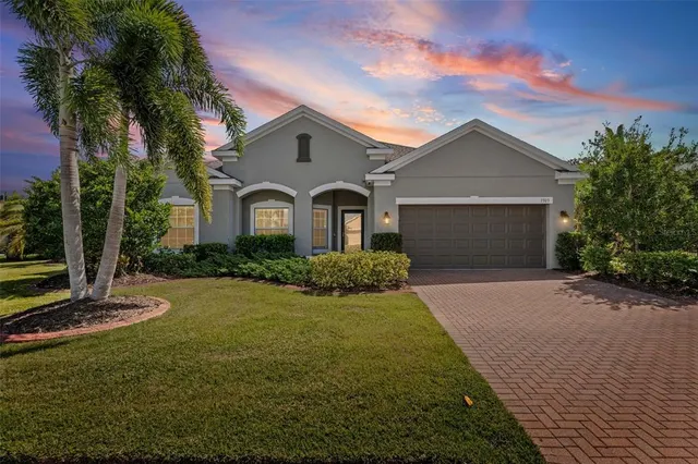 Popular OAKLEAF HAMMOCK PH III Real Estate
