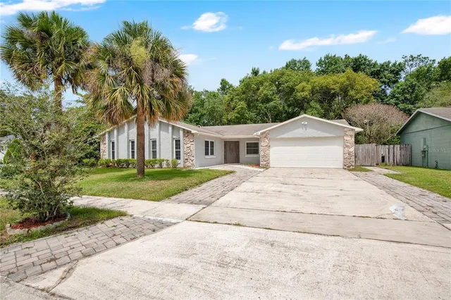 Popular RIVERWOOD VILLAGE Real Estate