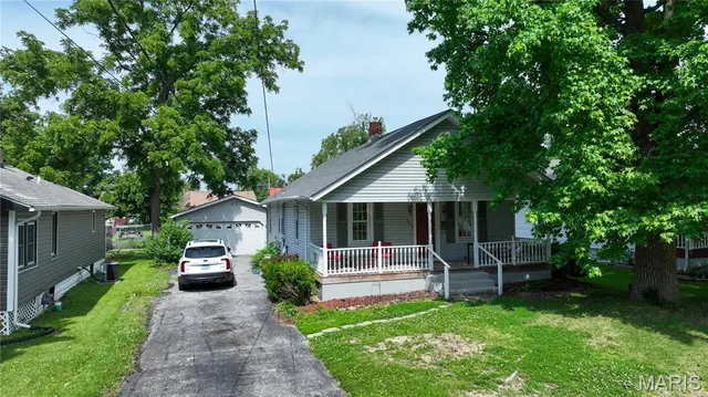 Popular Poplar Heights Real Estate