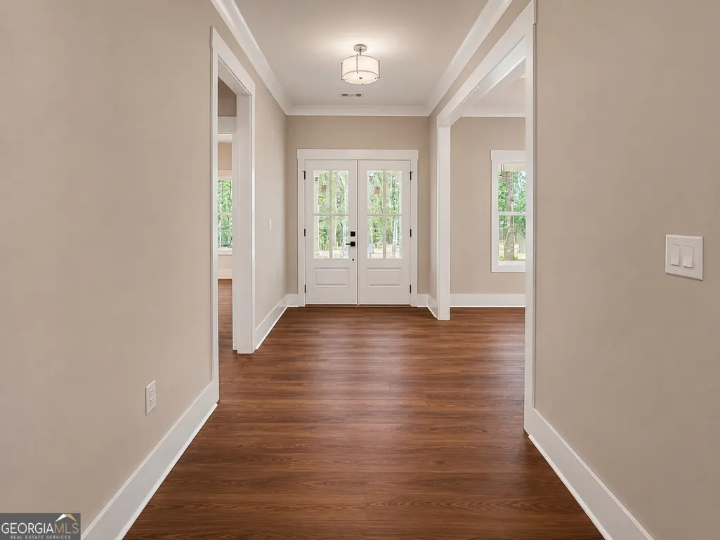 Listing Thumbnail Image 15