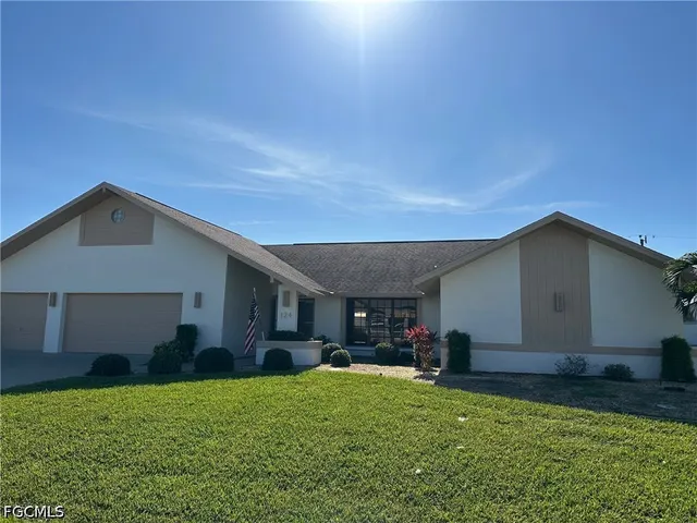 Popular CAPE CORAL COMMERCIAL CENTER Real Estate