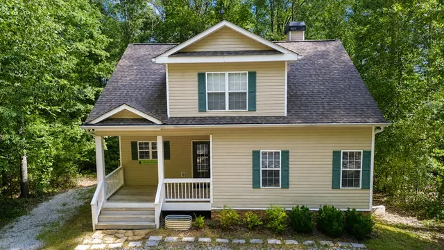 Cheap 660-Stephens County - GA Real Estate