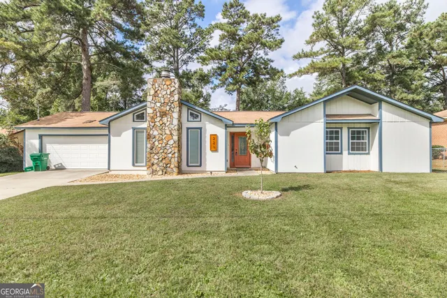 Popular Julie Hills Real Estate