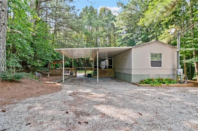 Popular Red Top Mountain Estates Real Estate