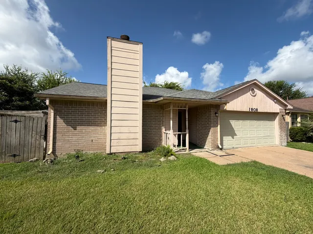 Cheap Hunters Green Real Estate