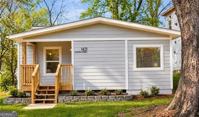 Expensive REAR Real Estate