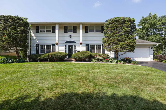Popular Winston Hills Real Estate