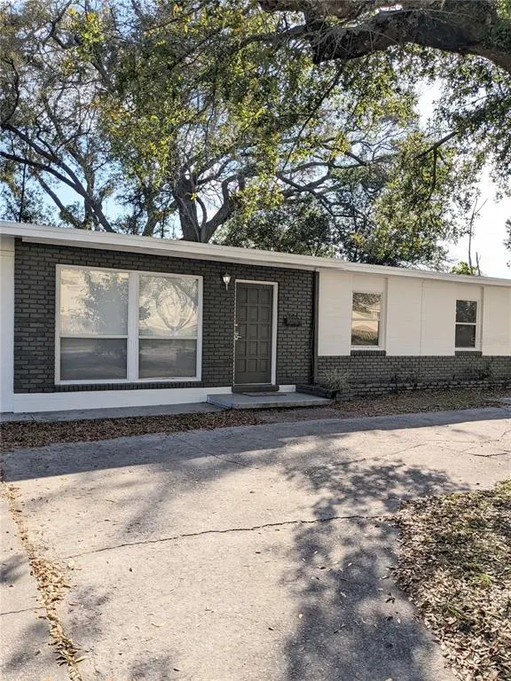 Cheap CRYSTAL LAKE TERRACE Real Estate