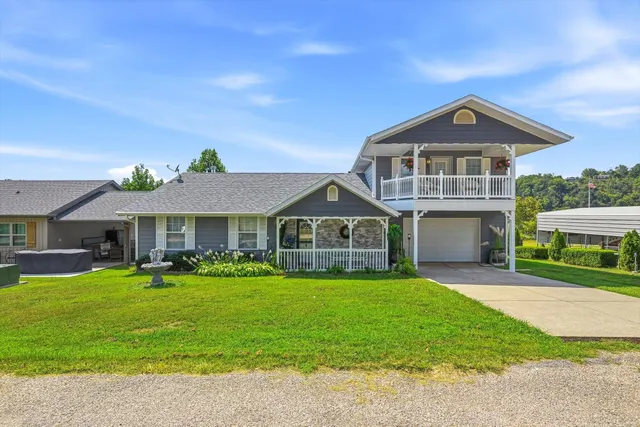 Popular Long Bend Real Estate