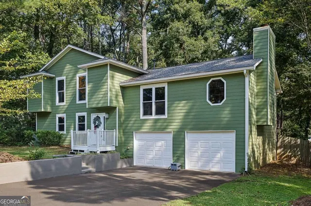 Cheap BELLS FERRY PLACE Real Estate