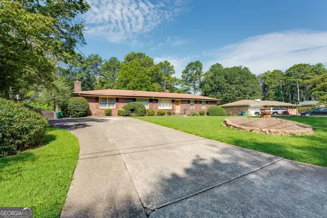 Popular Panola Manor Real Estate