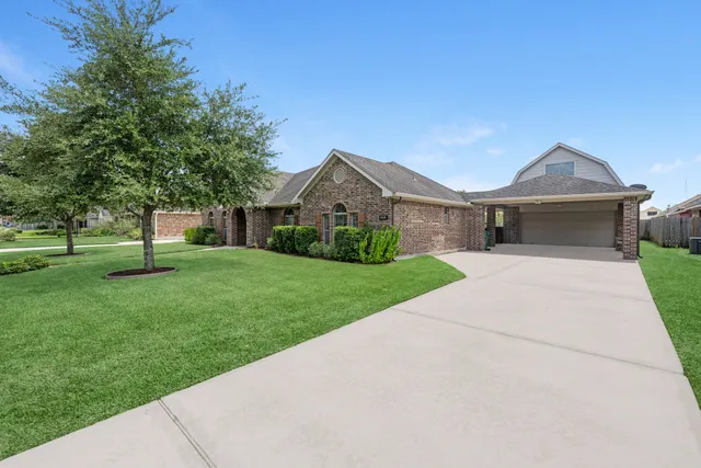 Popular Lakeland SD Sec 2 Real Estate