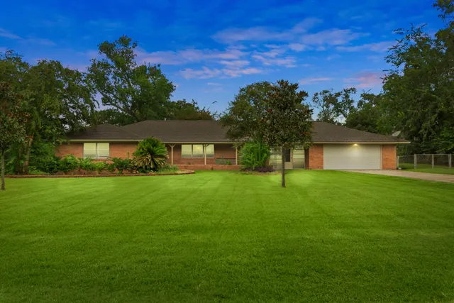 Popular Lakewood Sec G Real Estate