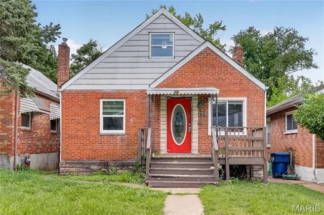 Popular South Jennings Heights Add Real Estate