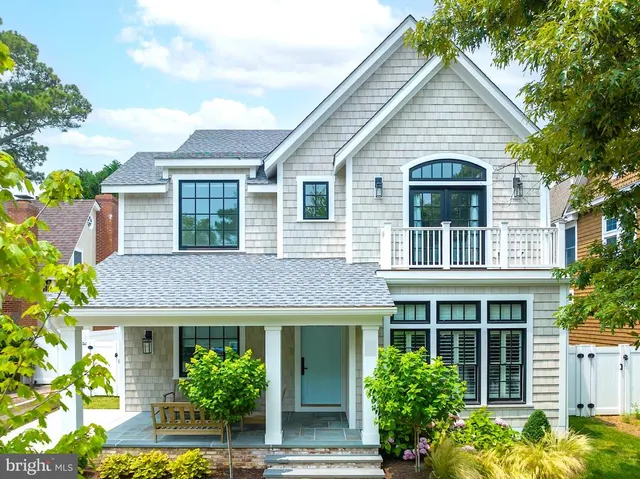 Popular Country Club Estates Real Estate