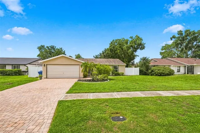 Cheap COUNTRY RUN UNIT 1 Real Estate