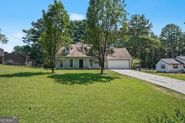 Popular CHESTNUT LAKE EST Real Estate