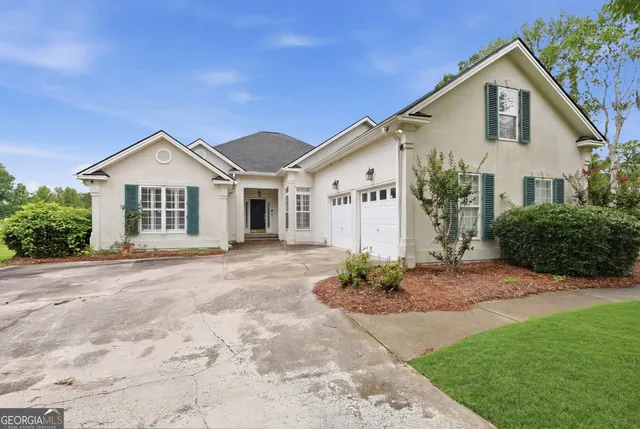 Popular Henderson Golf Community Real Estate
