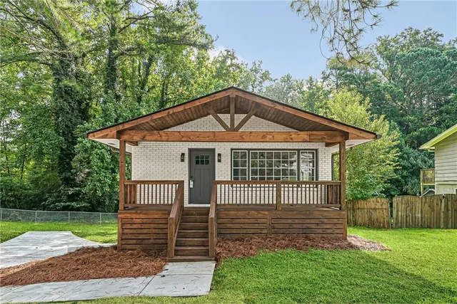 Popular Senoa Real Estate