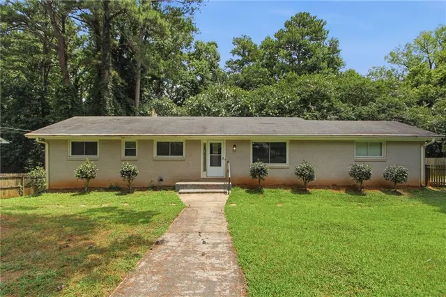 Popular Magnolia Garden Real Estate