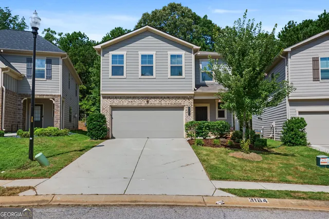 Popular Mathis Place at Pembrooke Real Estate