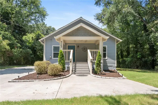 Popular Historic Downtown Acworth Real Estate