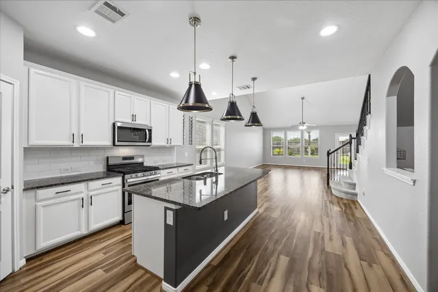 Popular King Crossing Sec 7 Real Estate