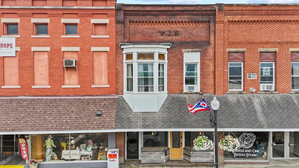 38 E Main St,Unit Shelby, Shelby, OH 44875