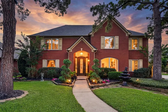 Expensive Copperfield Southdown Village Real Estate
