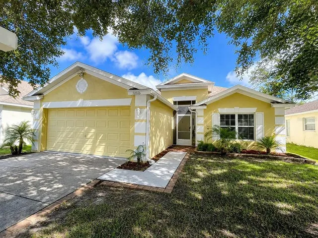 Popular SOUTH POINTE PH 6 Real Estate