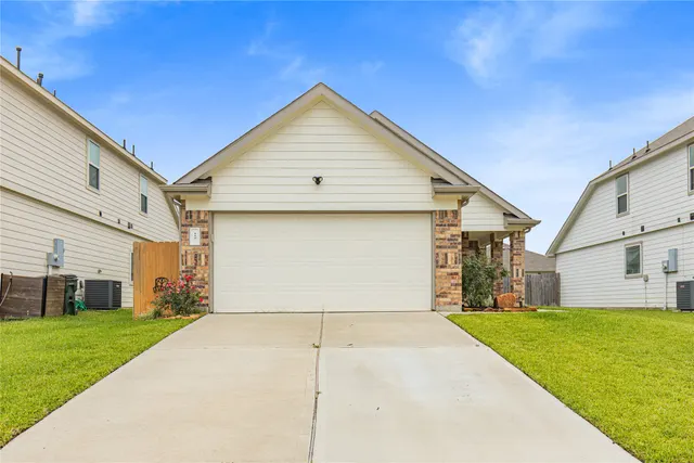 Cheap Hunters Creek Real Estate