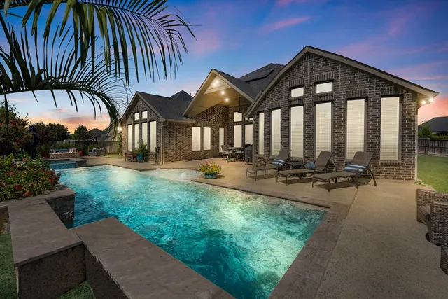 Popular Cane Island Sec 21 Real Estate