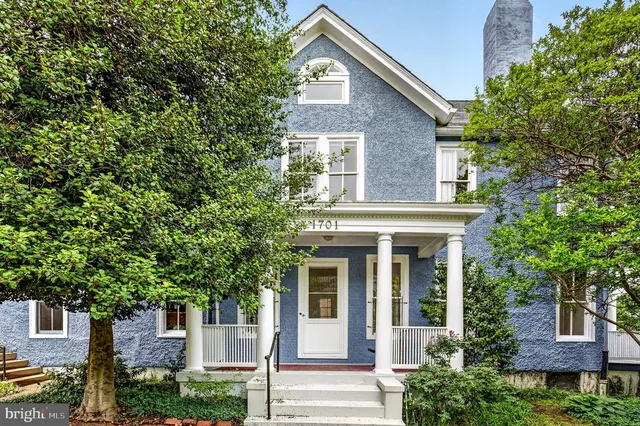 Popular Mount Pleasant Real Estate