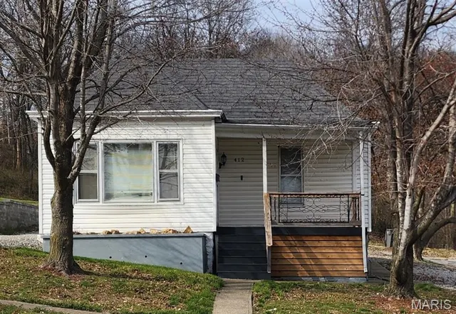Popular Shaw  Real Estate