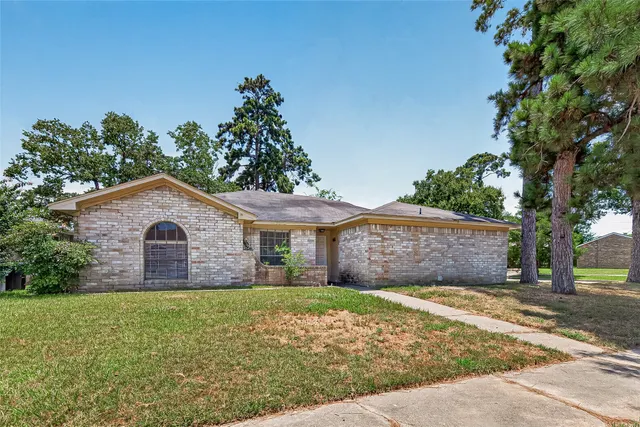 Cheap Greengate Place Real Estate
