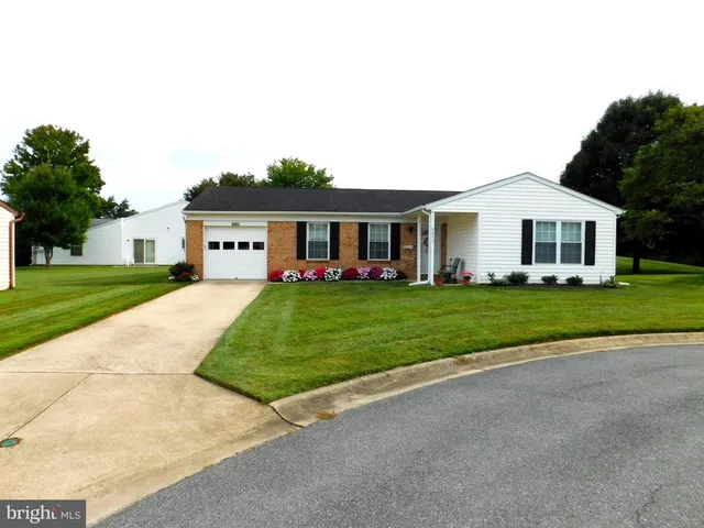 Popular Crestwood Village Real Estate