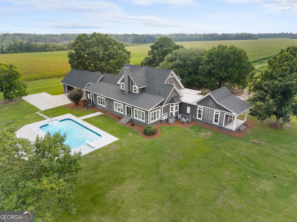 Listing Thumbnail Image 43