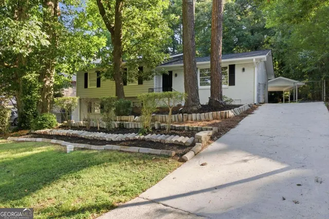 Cheap Columbia Valley Real Estate