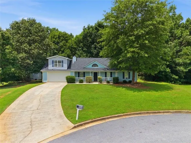 Popular CYPRESS POINTE Real Estate