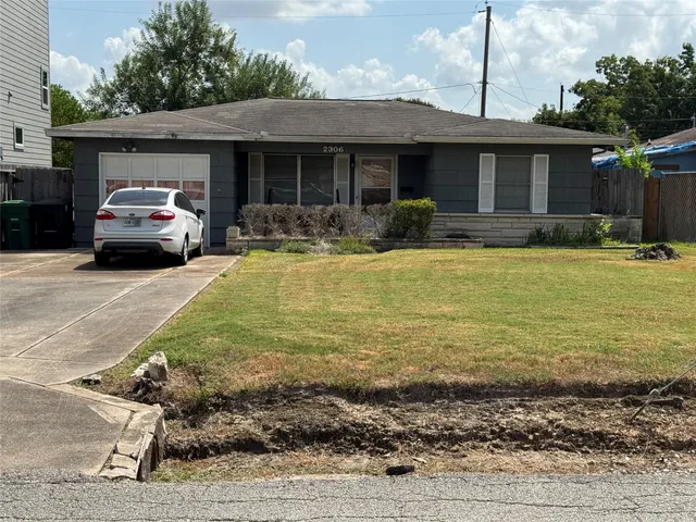 Popular Cottage Oaks Real Estate