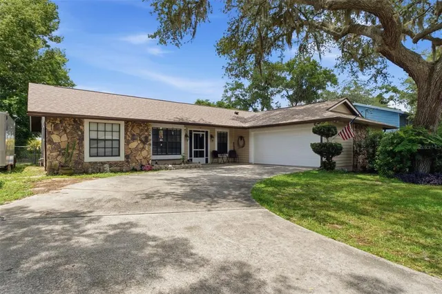 Popular CONNELL HEIGHTS UNIT 08 Real Estate