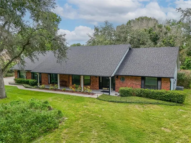Popular WOODLANDS VILLAGE Real Estate