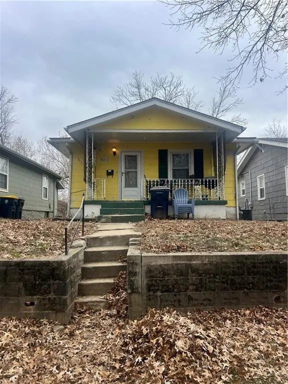 Popular Collins Addition Real Estate