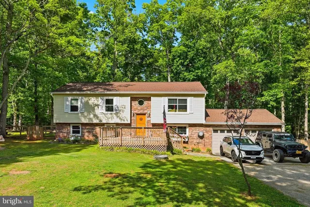 Popular Lake Wilderness Real Estate